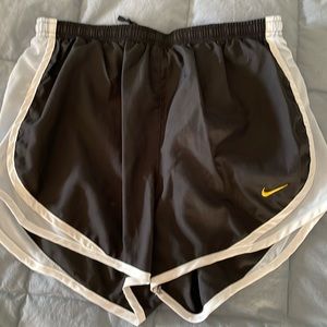 Nike Black women’s Running Shorts Size Small